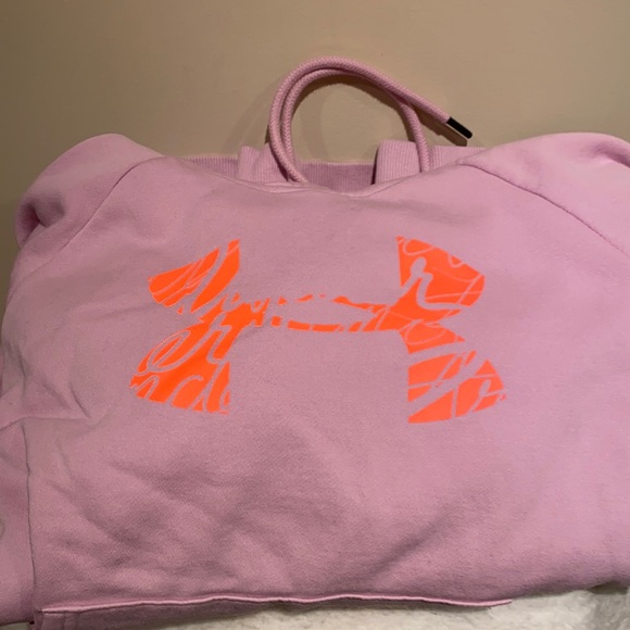 UA Sweatshirt - Picture 1 of 5